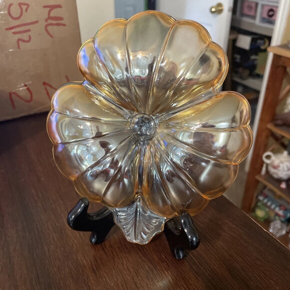 Vintage Jeannette Marigold Iridescent Carnival Glass "Doric" Clover Shaped Dish - Picture 5 of 7